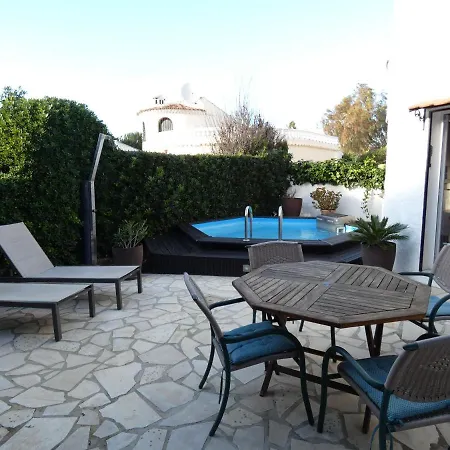 Casa Luc Semesterbostad