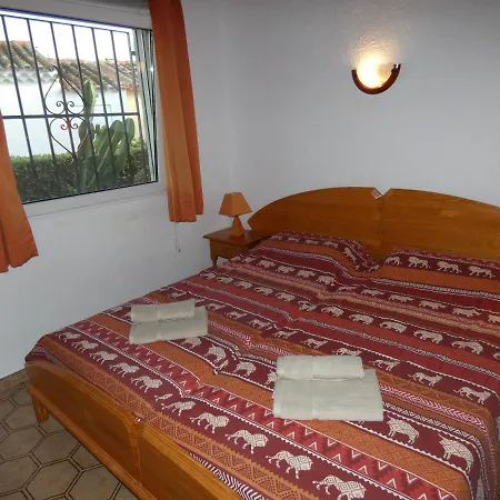 Casa Luc Semesterbostad *